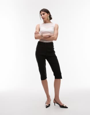 ASOS DESIGN - Caprihose in Schwarz mit Ziernaht und Schlitz