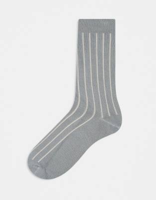 capsule collection ribbed sock in gray