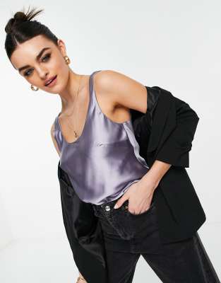 ASOS DESIGN - Caraco en satin à encolure dégagée - Bleu clair