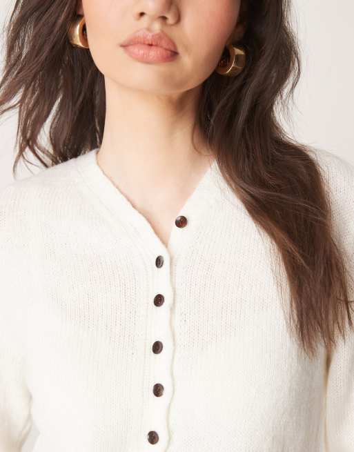 ASOS DESIGN - Cardigan ampio in maglia color panna con bottoni e scollo a V, 2 di 4