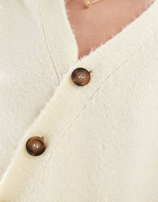 ASOS DESIGN - Cardigan asimmetrico in maglia color latticello, 4 di 4
