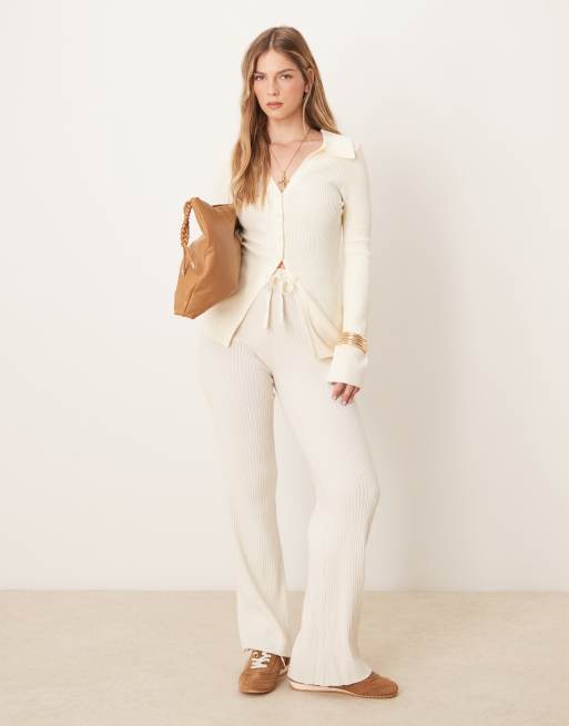ASOS DESIGN - Cardigan color panna a coste con colletto e scollo a V