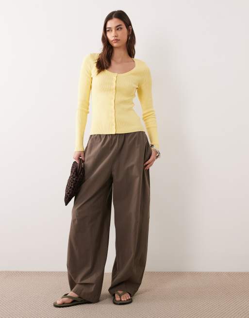 ASOS DESIGN - Cardigan con scollo rotondo ampio in misto cotone color latticello, 2 di 4