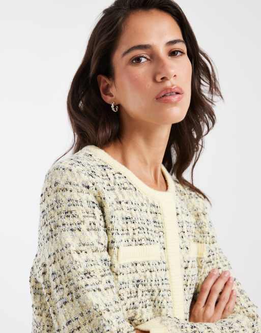 ASOS DESIGN - cárdigan de punto texturizado bouclé amarillo con cuello redondo, 4 de 4