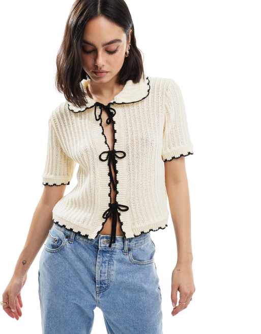 ASOS DESIGN - Cardigan écru con colletto e bordi smerlati