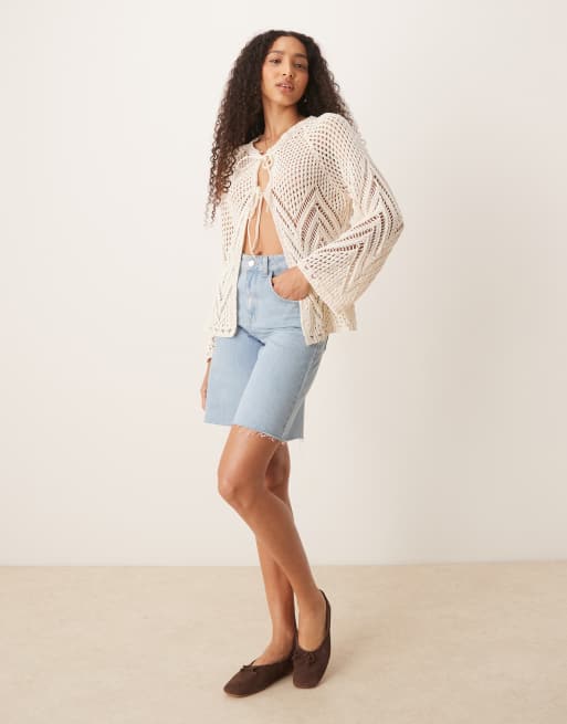 ASOS DESIGN Cardigan in maglia all'uncinetto écru con laccio sul