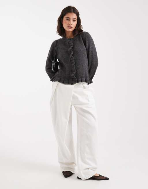 ASOS DESIGN - Cardigan in maglia color antracite con volant, 4 di 4