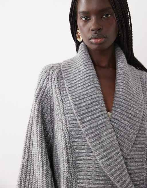 ASOS DESIGN cardigan oversize con collo sciallato in pelliccia sintetica grigio mélange, 3 di 4