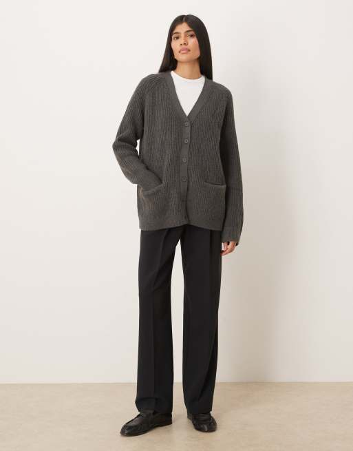 ASOS DESIGN - Cardigan oversize stile boyfriend color antracite a coste, 3 di 4