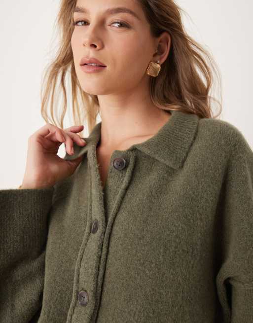 ASOS DESIGN - Cardigan stile camicia con colletto in maglia kaki con cuciture, 2 di 4