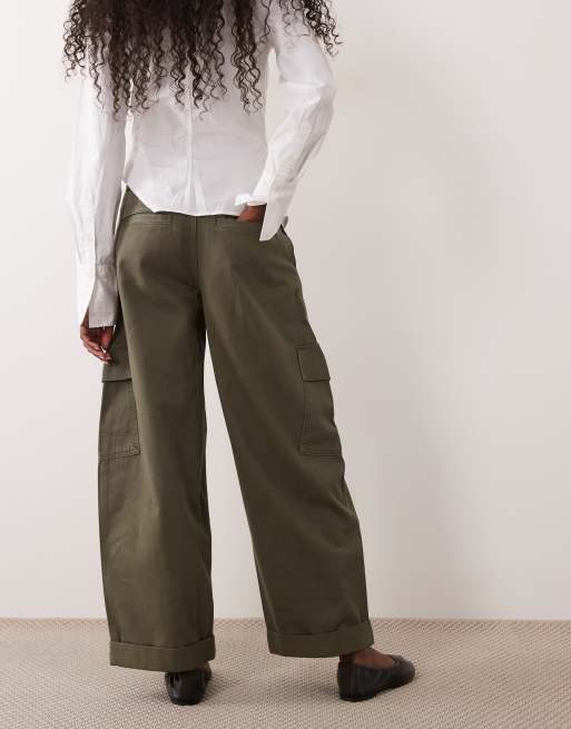 ASOS DESIGN cargo-bukser med opsmøget kant og lomme-detalje i vasket khaki, 4 af 5