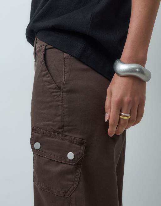 ASOS DESIGN Cargo-Hose mit Taschendetail in Schokobraun, 5 von 5