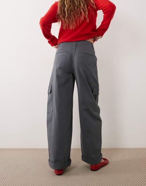 ASOS DESIGN Cargo-Hose mit umgeschlagenem Saum und Taschendetail in Anthrazit, 5 von 5