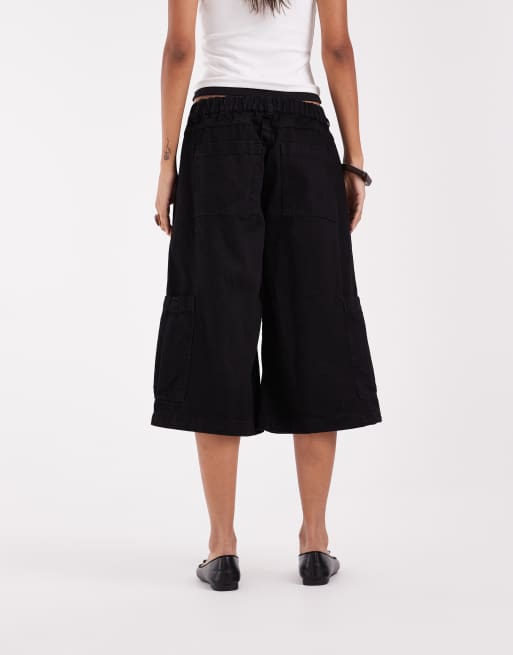 ASOS DESIGN cargo jort in black, 3 of 5
