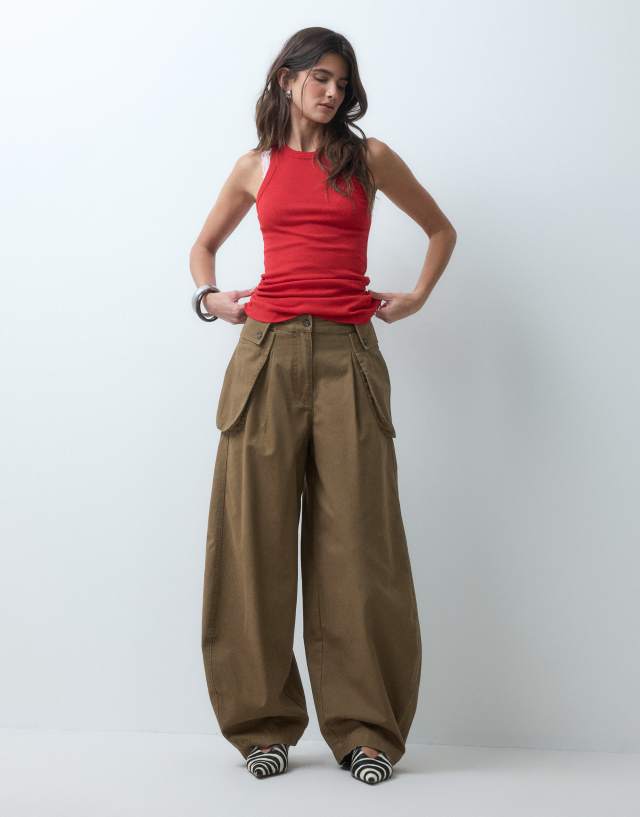 ASOS DESIGN cargo pants with side pocket detailing in tan