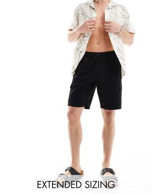 ASOS DESIGN ASOS DESIGN cargo short in regular length in black