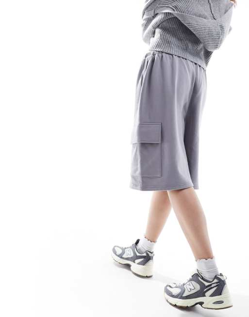 ASOS DESIGN cargo shorts in grey, 3 of 5
