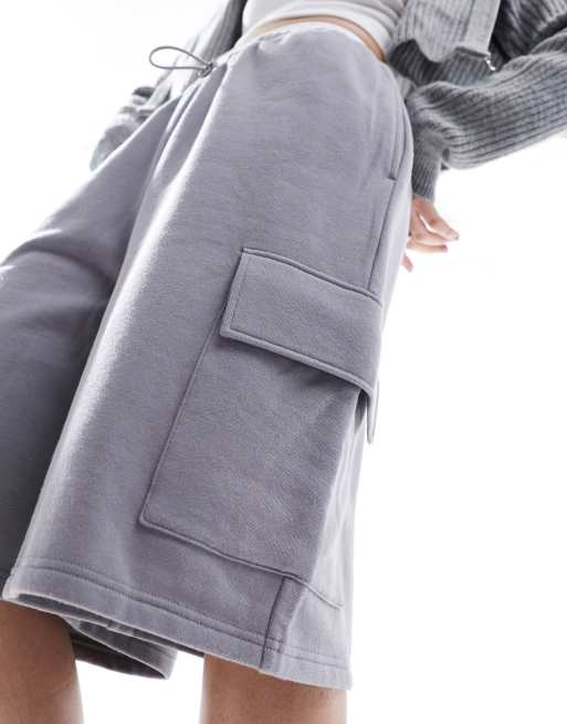 ASOS DESIGN cargo shorts in grey, 4 of 5