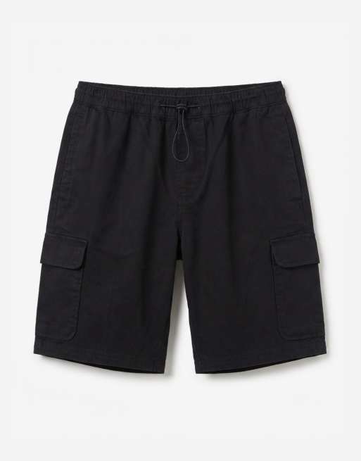 ASOS DESIGN cargo shorts in mid length in black, 6 of 9
