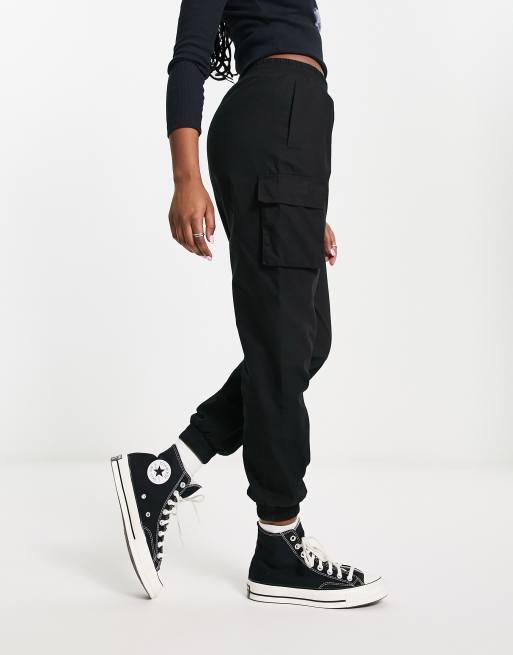 ASOS DESIGN - Cargobroek in verwassen zwart