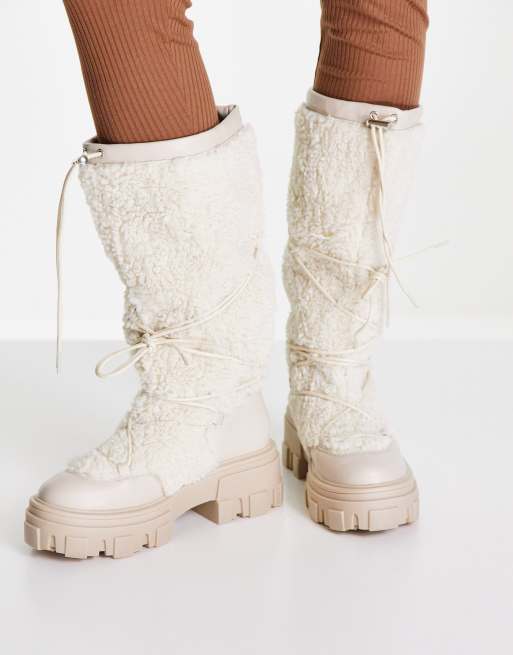 ASOS DESIGN Casper Bottines chaudes semelle chunky en imitation peau de mouton Beige