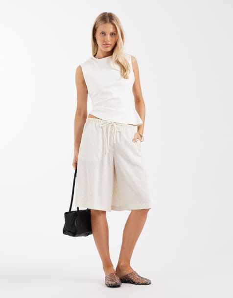 ASOS DESIGN casual shorts in pinstripes - view 1