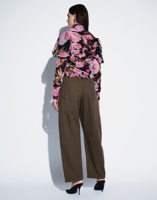 ASOS DESIGN casual utility pants with pocket detail in washed khaki, 3 of 5