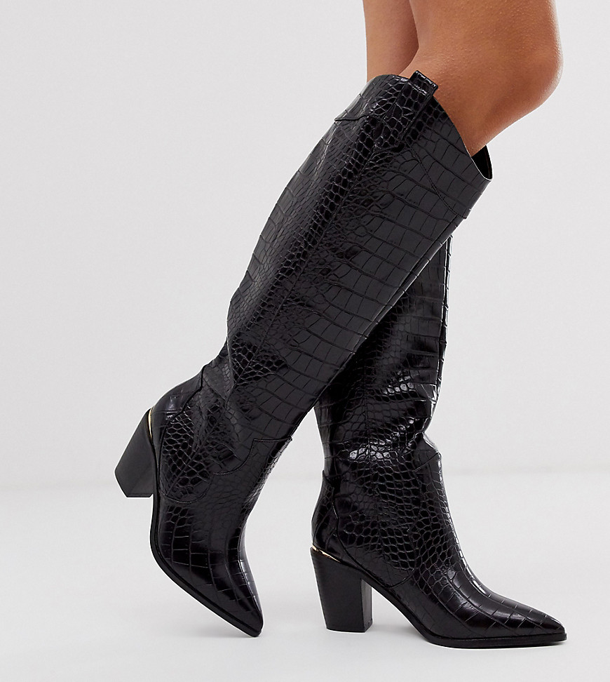 ASOS DESIGN - Catch Up - Elastische kniehoge Westernlaarzen met brede pasvorm en krokodilleneffect in zwart