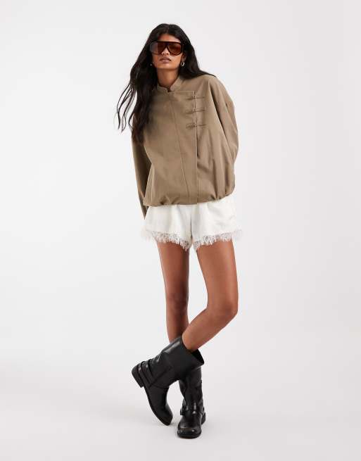 ASOS DESIGN - cazadora bomber de algodón con detalle de cuello mao en caqui, 4 de 4
