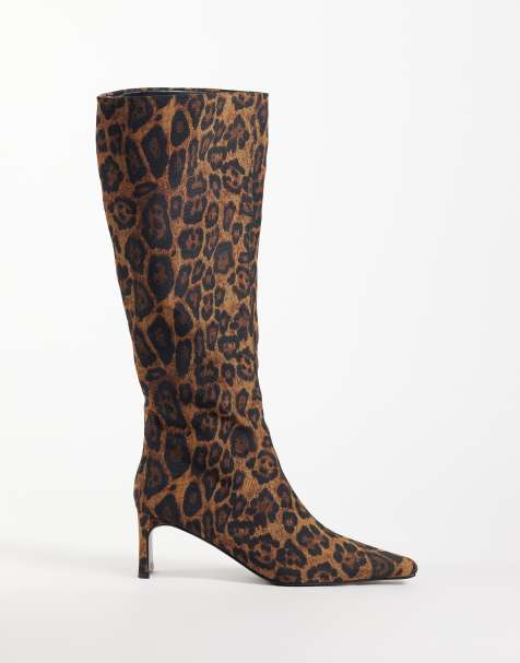 ASOS DESIGN Cedrick laarzen tot de knie met puntige neus en hak in luipaardprint - view 1