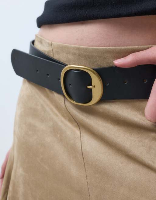 ASOS DESIGN ceinture large chunky à boucle dorée pour la taille et les hanches, 2 de 4