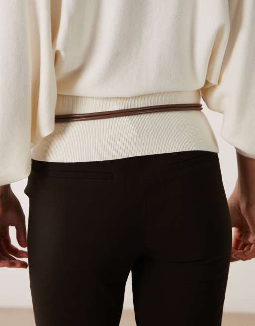 ASOS DESIGN - Ceinture taille et hanches à boucle martelée - Chocolat, 3 de 3