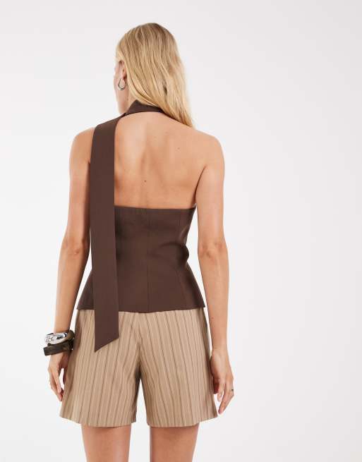 ASOS DESIGN chaleco palabra de honor con detalle de pañuelo al cuello cruzado, 3 de 4