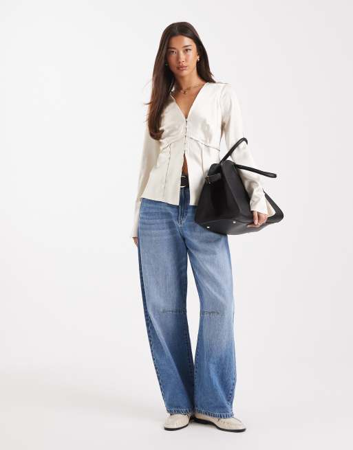 ASOS DESIGN - Champagnefarvet top med lange ærmer og knapper foran i satin, 3 af 4