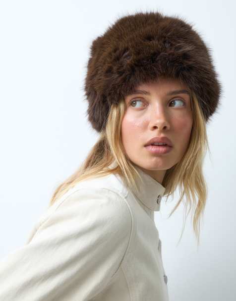 ASOS DESIGN chapeau cosaque en faux-fur chocolat - view 1