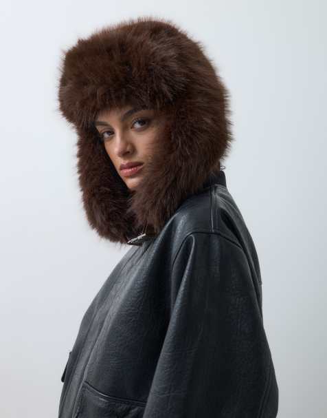 ASOS DESIGN chapka en fausse fourrure chocolat - view 1