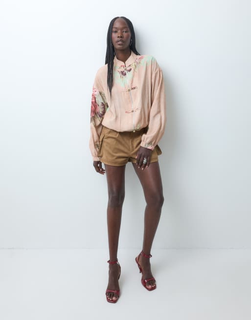 ASOS DESIGN - chaqueta bomber ligera con cuello mao y estampado floral integral, 2 de 4