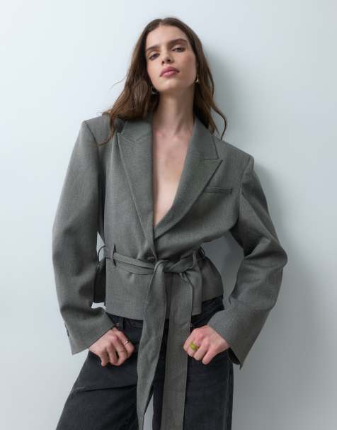 ASOS DESIGN chaqueta corta de corte boxy con cinturón - view 1