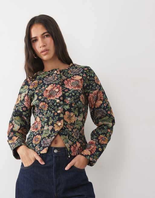 ASOS DESIGN chaqueta corta entallada de conjunto con estampado floral tapiz, 1 de 4