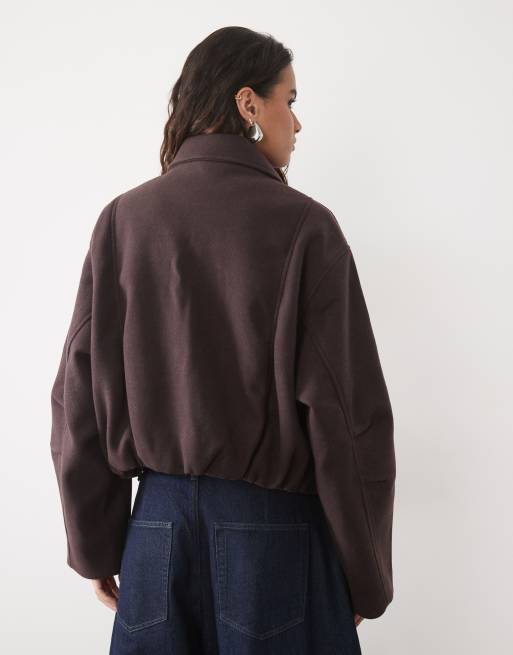 ASOS DESIGN - chaqueta corta formal con cuello de top en chocolate, 2 de 4