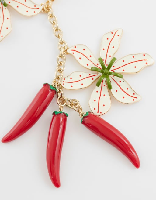 ASOS DESIGN - charm para bolso con guindilla y flores en rojo, 2 de 3