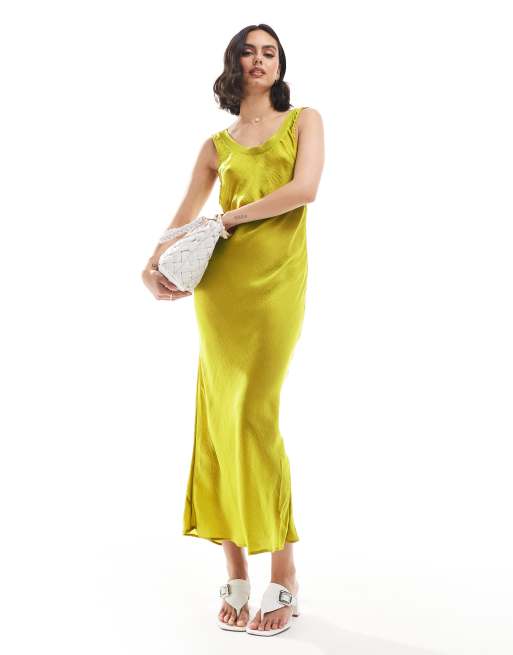 ASOS DESIGN - Chartreusegrøn slip-midikjole med skråsnit og ribstrikket hals