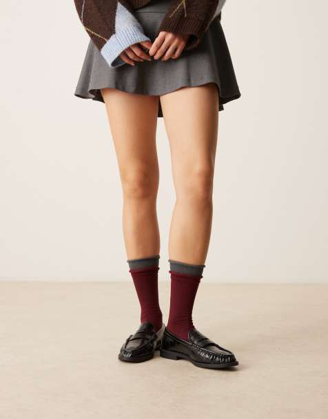 ASOS DESIGN - Chaussettes côtelées à bordure douce volantée style superposition - Bordeaux et gris - view 1