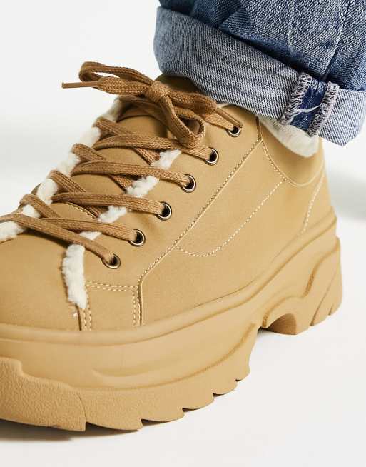 ASOS DESIGN - Chaussures à lacets chunky avec doublure en imitation peau de mouton - Fauve, 3 de 4