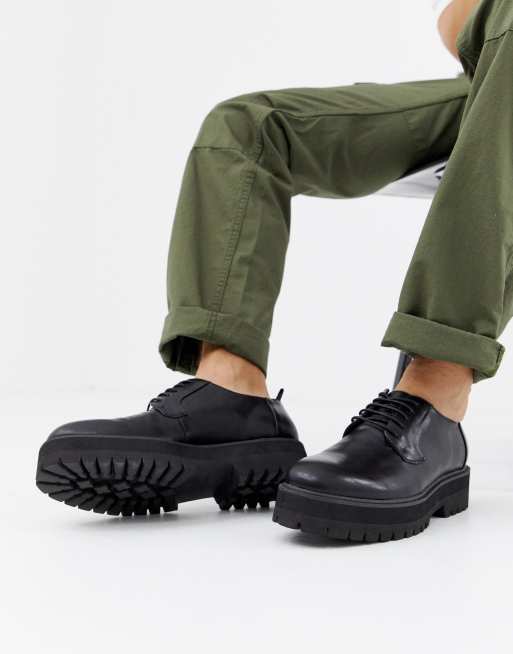 ASOS DESIGN Chaussures lacets en similicuir avec grosse