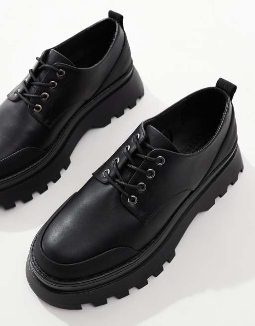 ASOS DESIGN Chaussures chunky a lacets avec detail en caoutchouc Noir ASOS