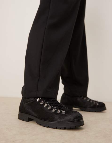 ASOS DESIGN - Chaussures de randonnée à lacets effet poils de vache de qualité supérieure - Noir - view 1
