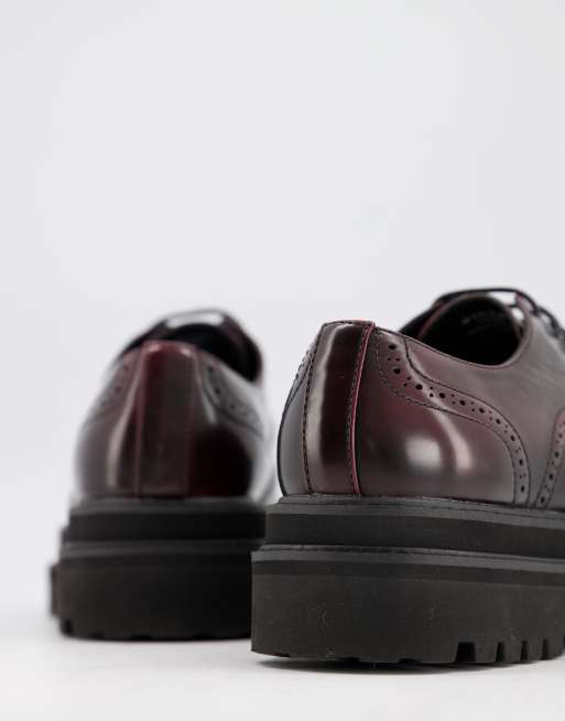 ASOS DESIGN - Chaussures richelieu à lacets en imitation cuir avec semelle chunky superposée - Bordeaux, 2 de 4