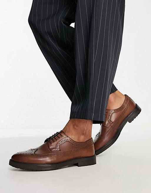 Homme Chaussures Chaussures  à lacets Chaussures basses Chaussures richelieu en cuir avec semelle contrastante Cuir ASOS pour homme en coloris Marron 