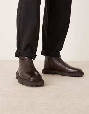  chelsea boot  leather